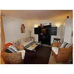 Апартаменты Aura - Comfort 2 With Shared Swimming Pool Дубровник