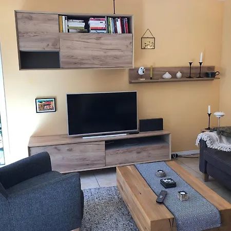 Aura - Comfort 2 With Shared Swimming Pool Дубровник