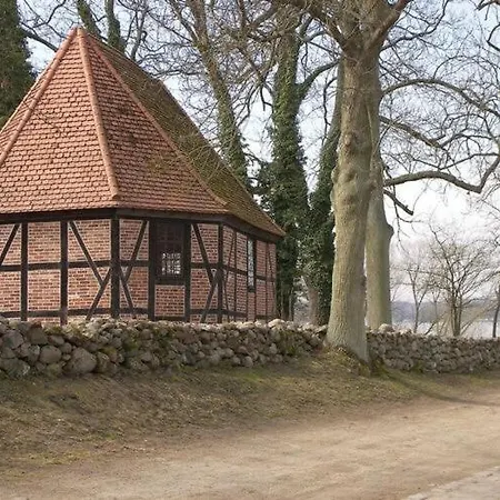 아파트 Aura - Comfort 2 With Shared Swimming Pool