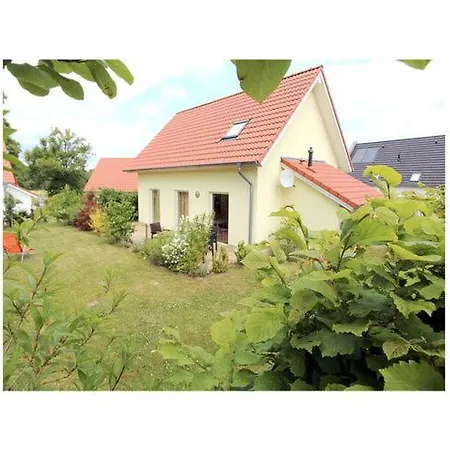 Aura - Comfort 2 With Shared Swimming Pool *