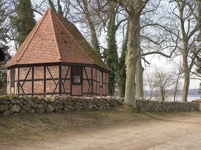 Apartment Aura - Comfort 2 With Shared Swimming Pool