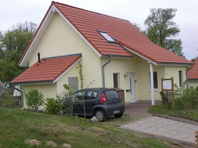 Aura - Comfort 2 With Shared Swimming Pool