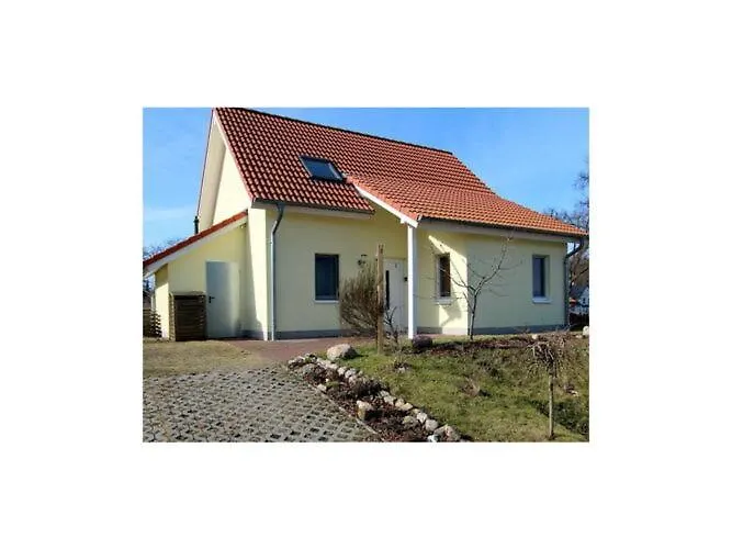 Apartment Aura - Comfort 2 With Shared Swimming Pool *