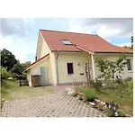 Aura - Comfort 2 With Shared Swimming Pool Apartment *